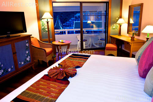 Le Meridien Phuket Beach Resort 5